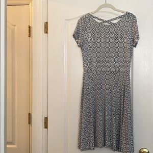 Loft Short Sleeve fit and flare dress - Size 2